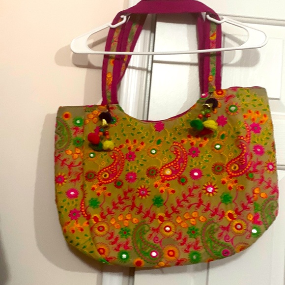 Desiner hand made cross bag - Picture 1 of 3